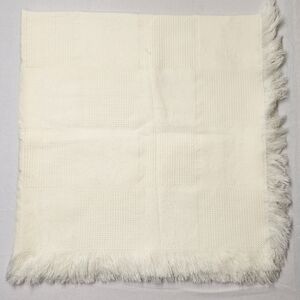 Vintage Ivory Waffle Knit Baby Blanket - Woven Cat Motif & Soft Fringe Throw
